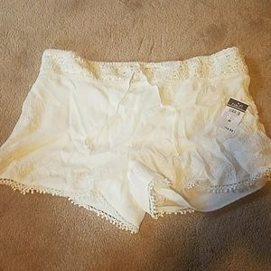 White lace shorts