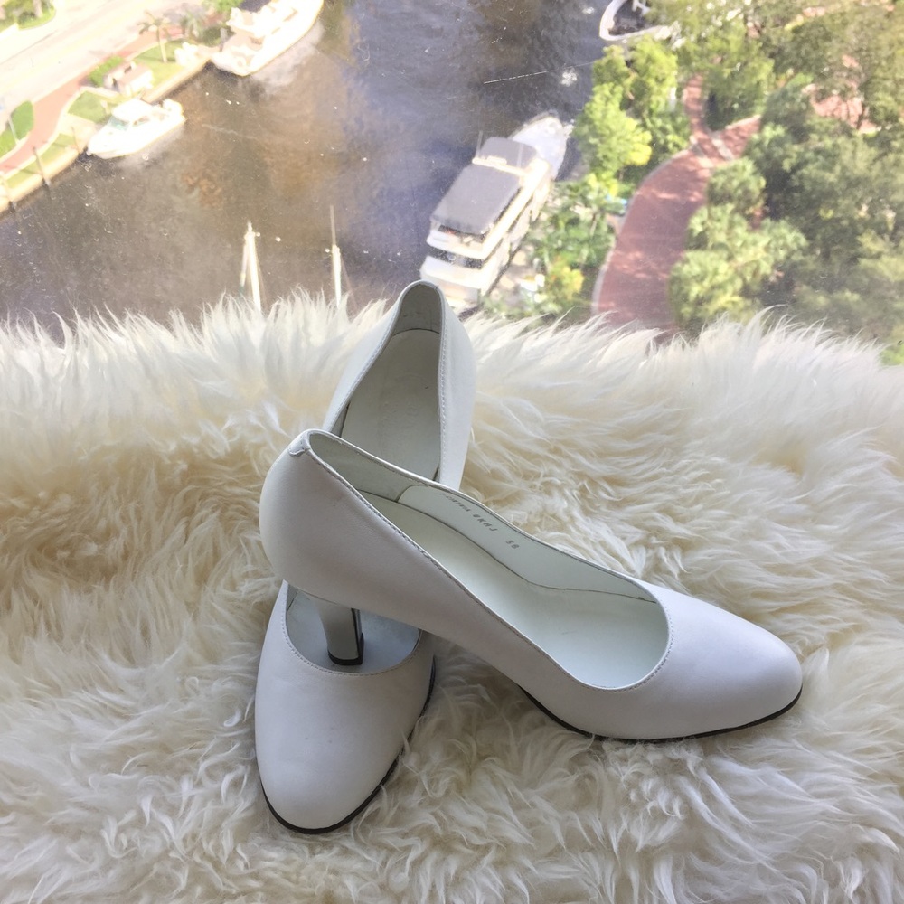 BALLY kitten heels
