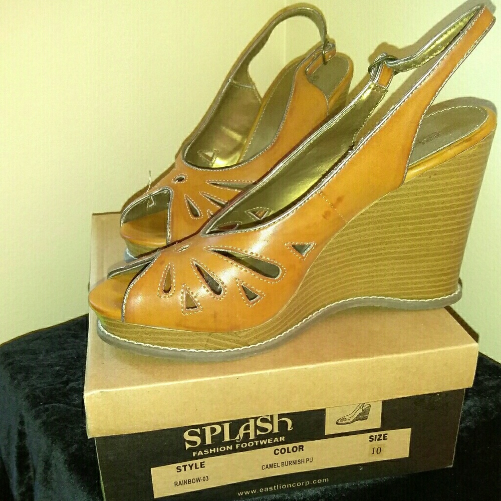 High Heel Wedge by: Splash