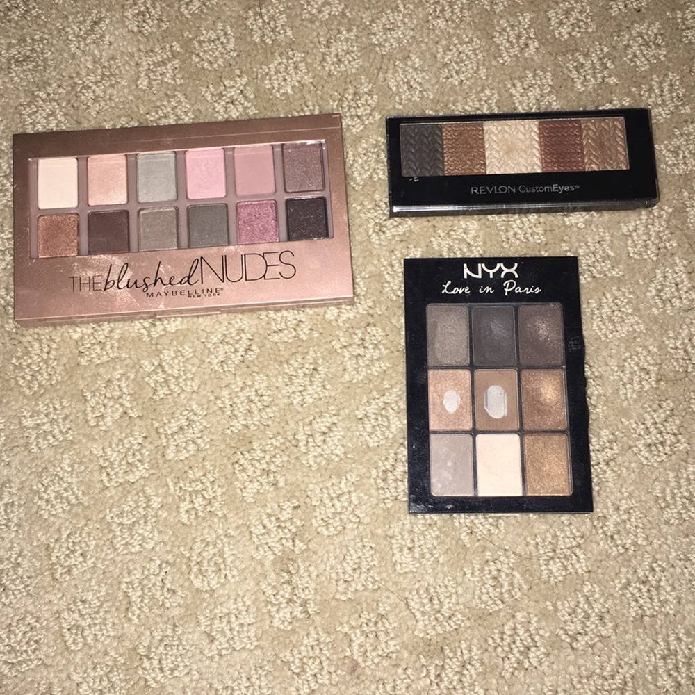 The blushes nudes and love in Paris and custom eye