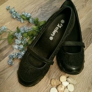 Skechers Mary Janes