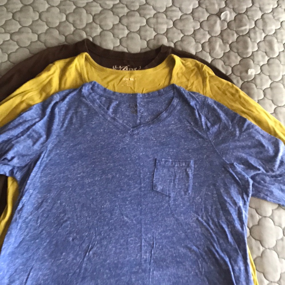 Long sleeve tees