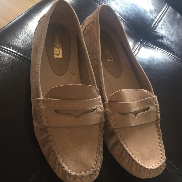 Gold suede shoes! - Picture 1 of 2