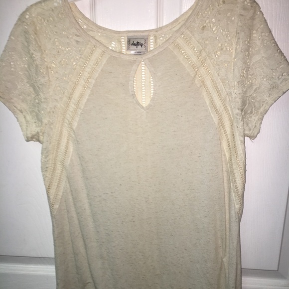 Buckle Tops - Cute top