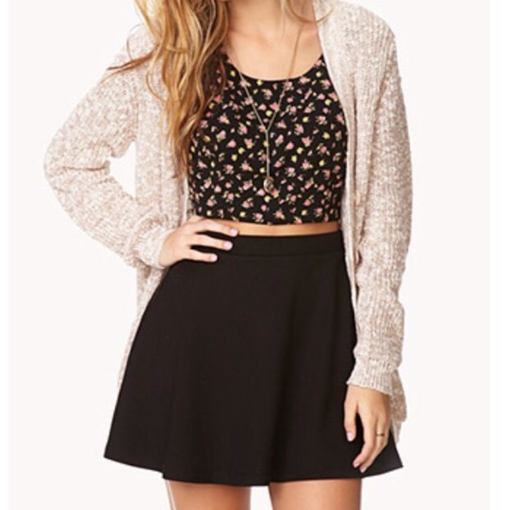 Black Skater Skirt 🖤