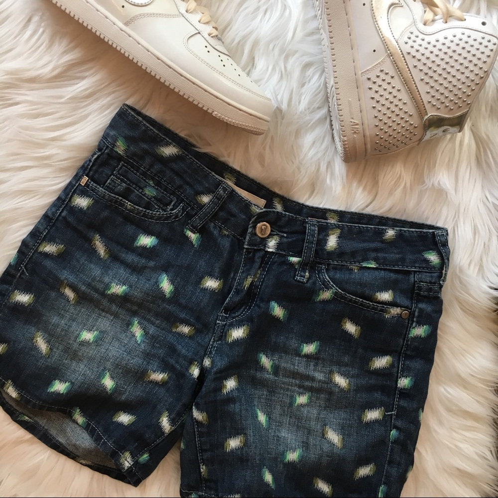 Anthropologie Pilcro Patterned Shorts