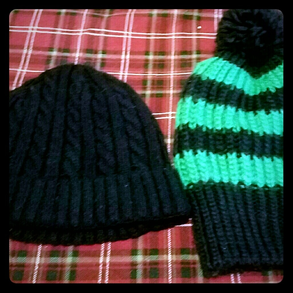 2 hats