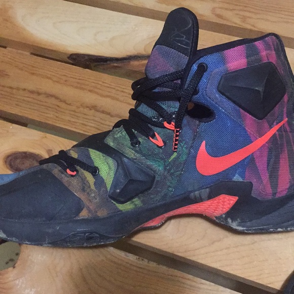 Lebrons 330\'s