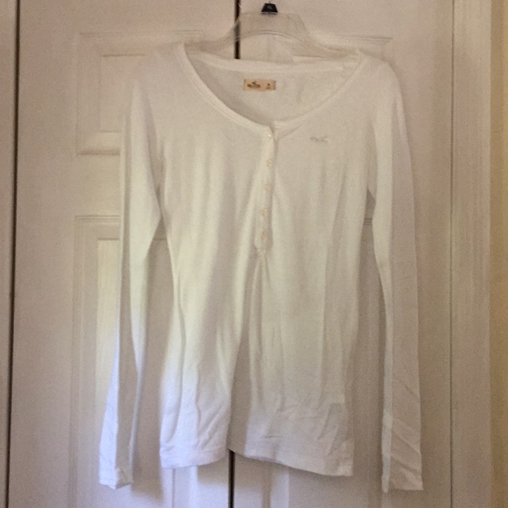 Size M Hollister women's Henley