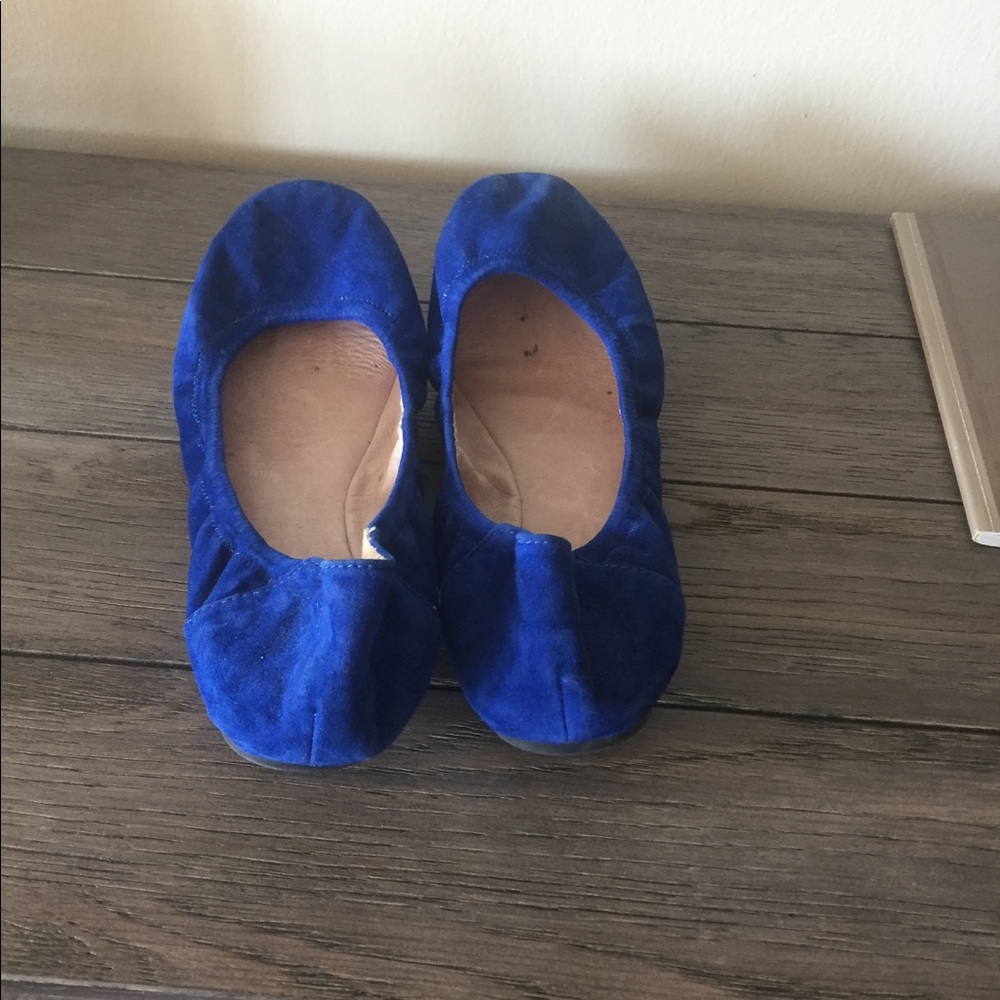 Blue suede Vince Camuto Ballerina Flats!