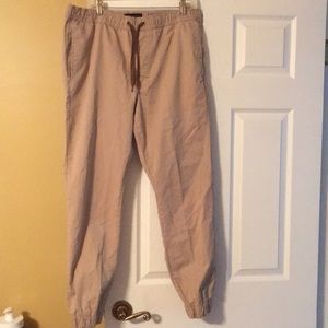Men's aero tan jogger size large