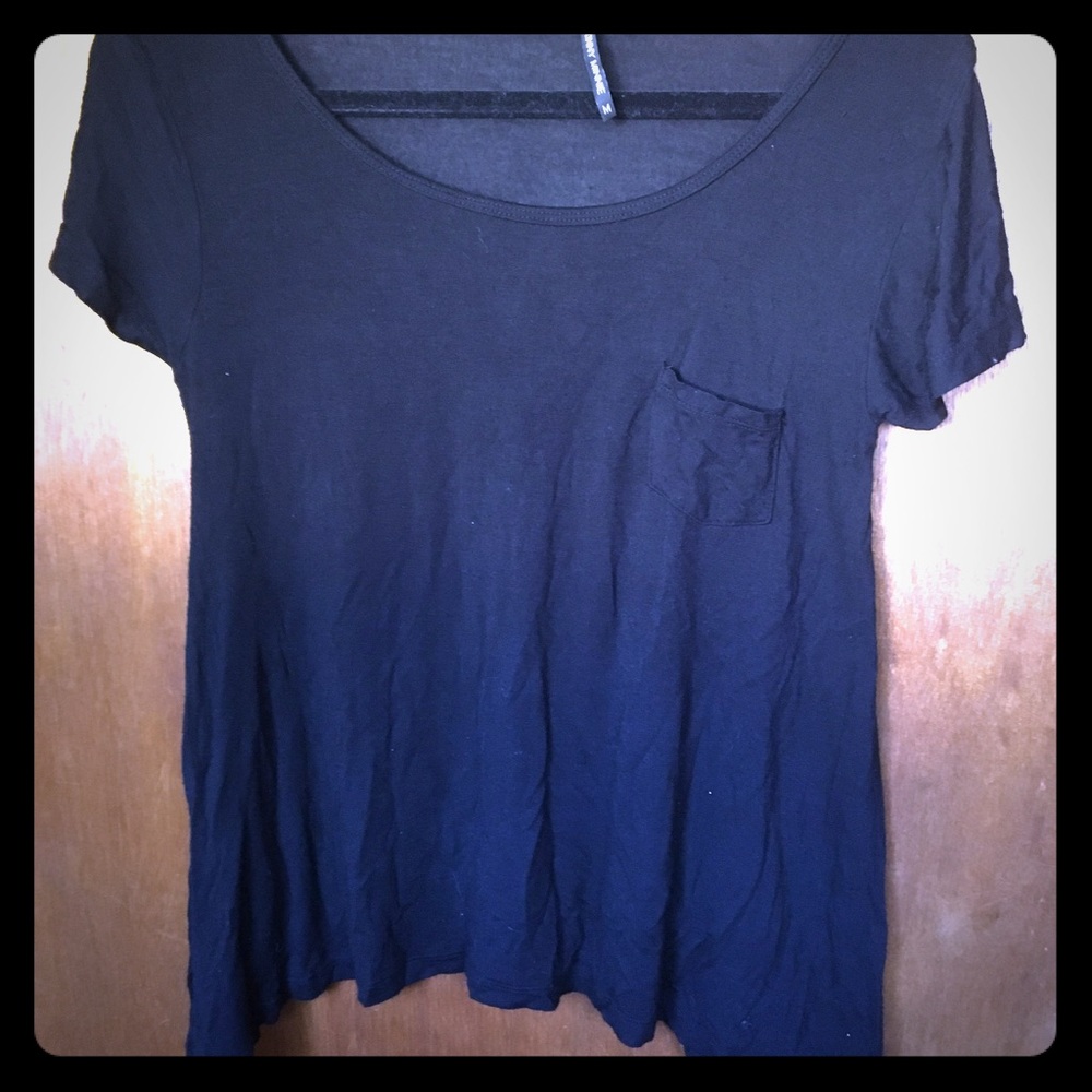 Black flared t-shirt