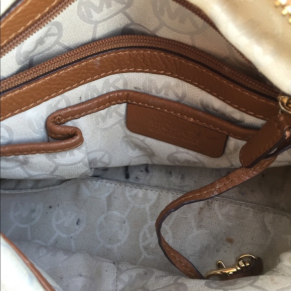 Small MK - Picture 2 of 4