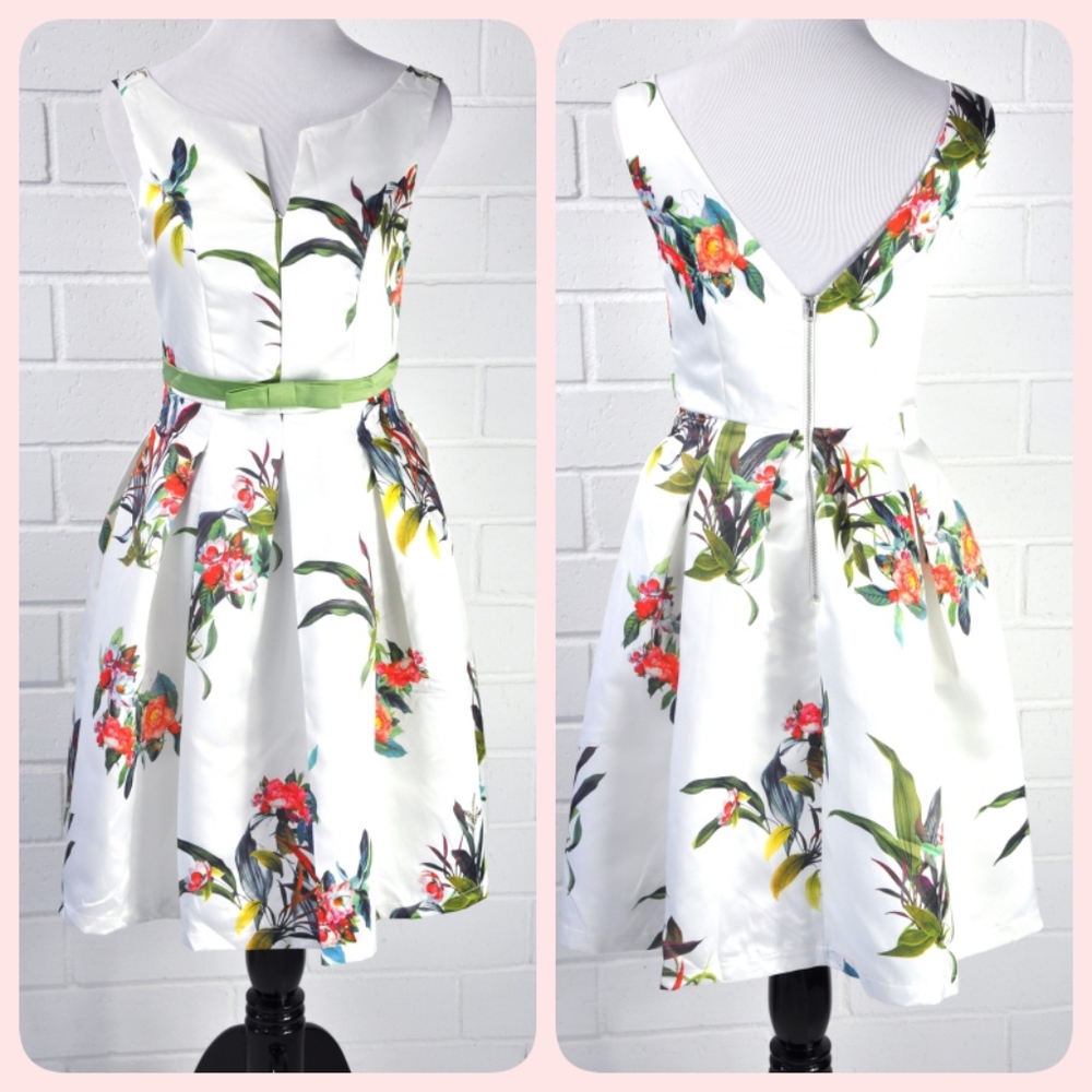 Silky Touch Sweet V-back dress