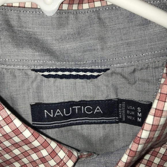 Nautica short sleeve shirt - Picture 3 of 3