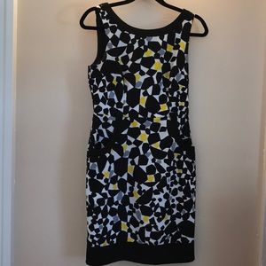 Colorful dress with pockets