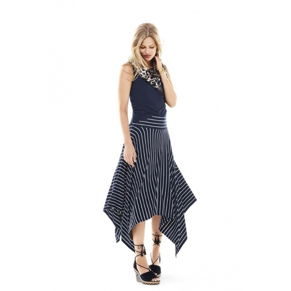 Cabi Spring 2017 Twirl skirt. Size Medium. New