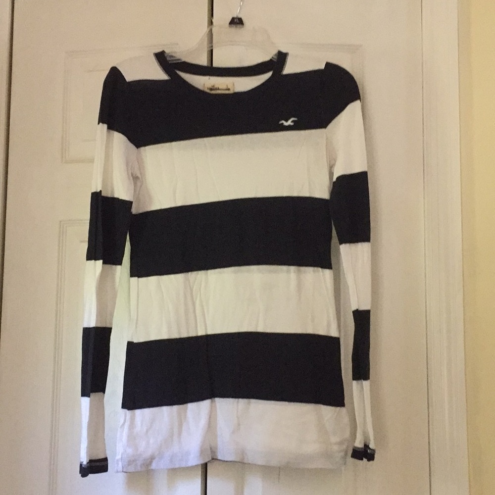 Size S Hollister long sleeve striped top