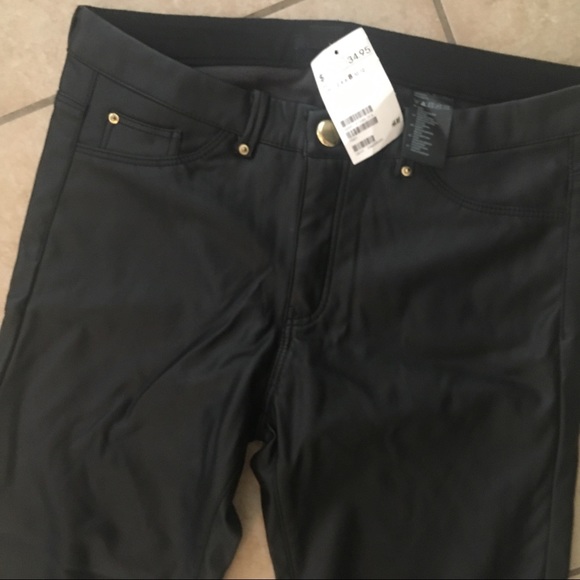 H&M black leather coated jeans. - Picture 2 of 2