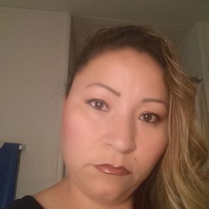 Meet your Posher, Imelda