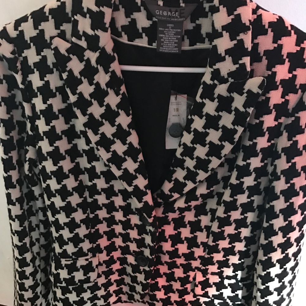 New black and white blazer