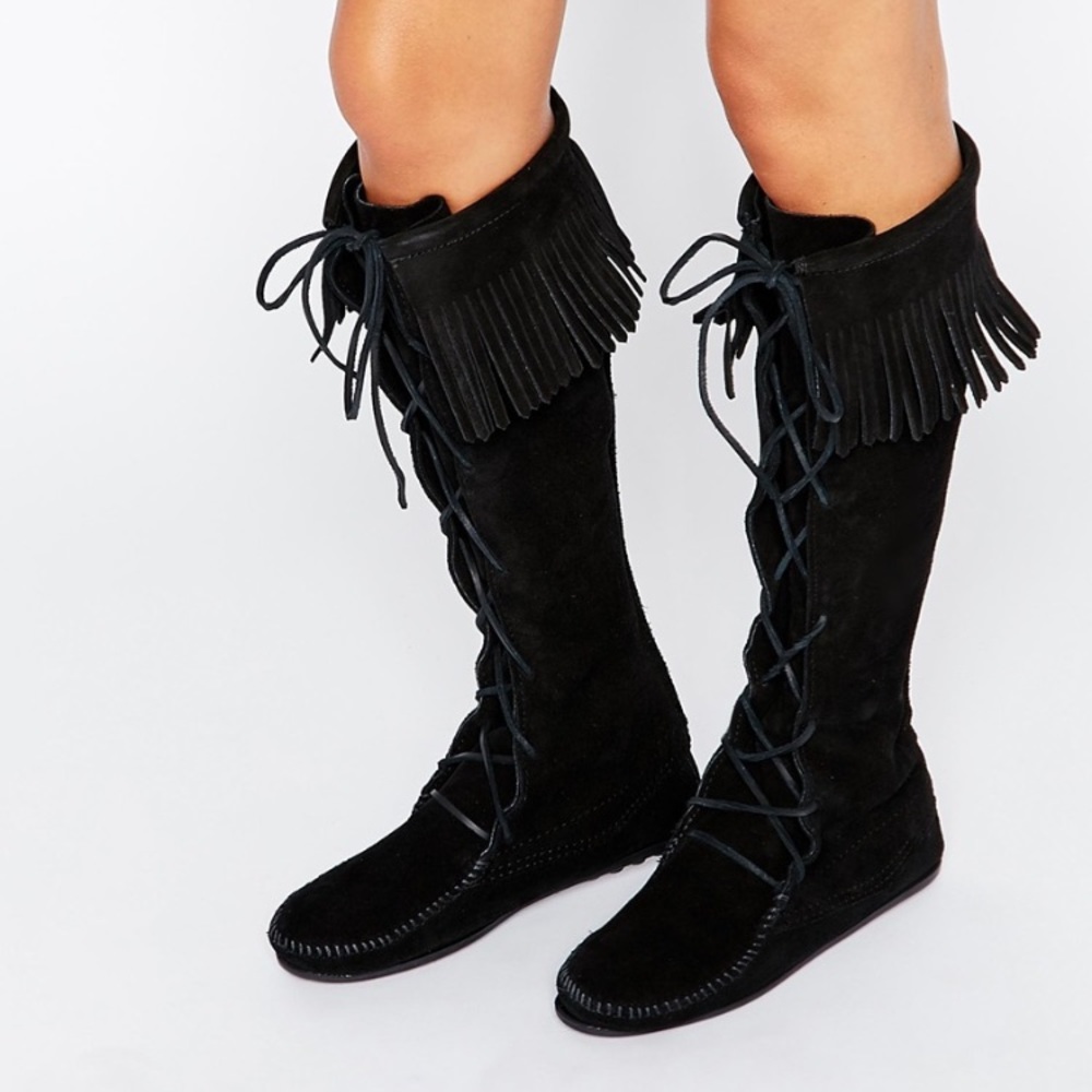 Minnetonka black lace up boots