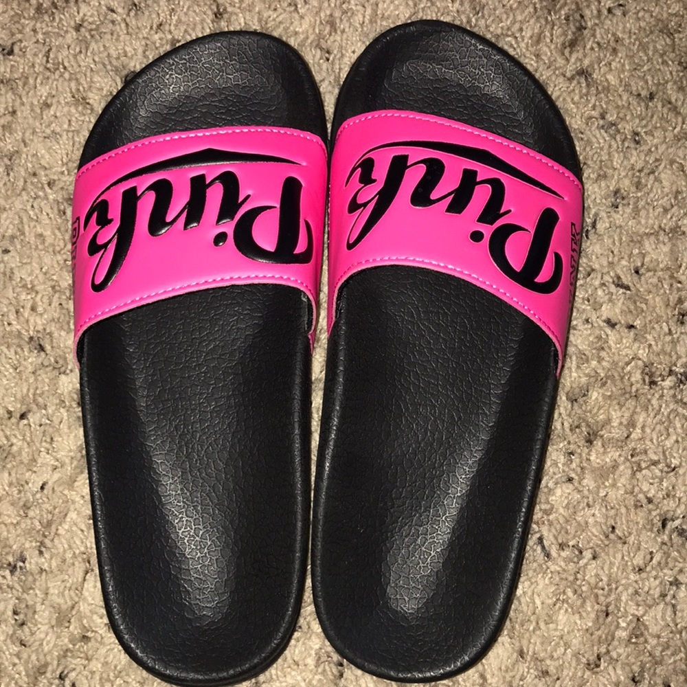 Pink Slip-on's