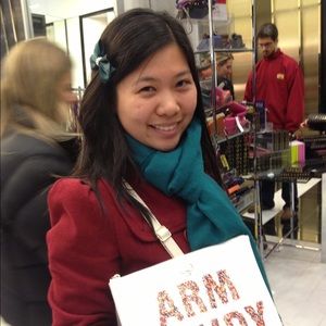 Meet your Posher, Charlotte