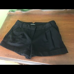 Express black pleated shorts sz 2