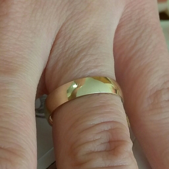 14k Gold Wedding Band 4mm Wide - Picture 1 of 2