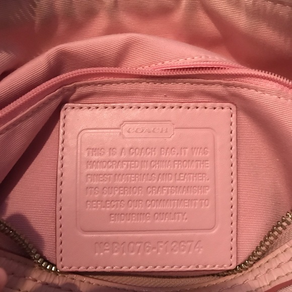 COACH purse - Picture 2 of 4