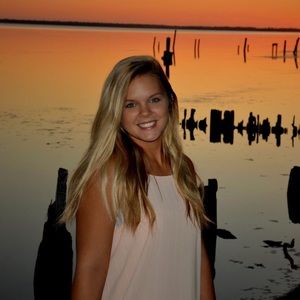 Meet your Posher, Haley