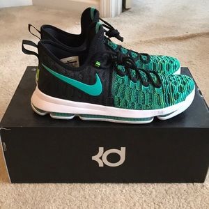 KD9 get them today LAST PAIR