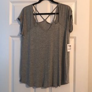 Charlotte Russe grey short sleeve top. Size L