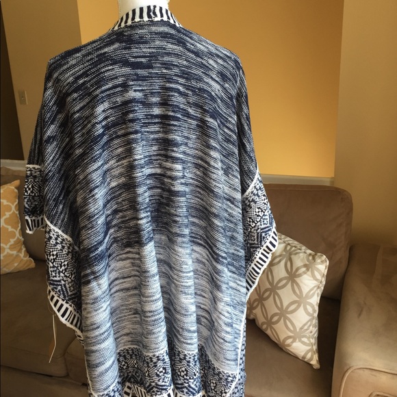 Sold out - Picture 5 of 8