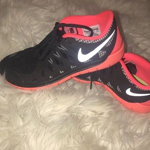 Nike Free 5.0 sz 6