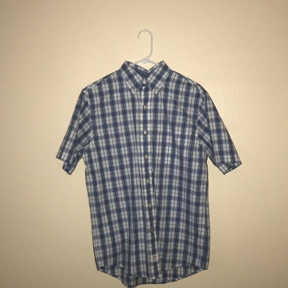 Izod button short sleeve shirt - Picture 1 of 4