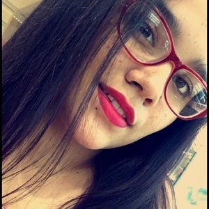 Meet your Posher, Luisa