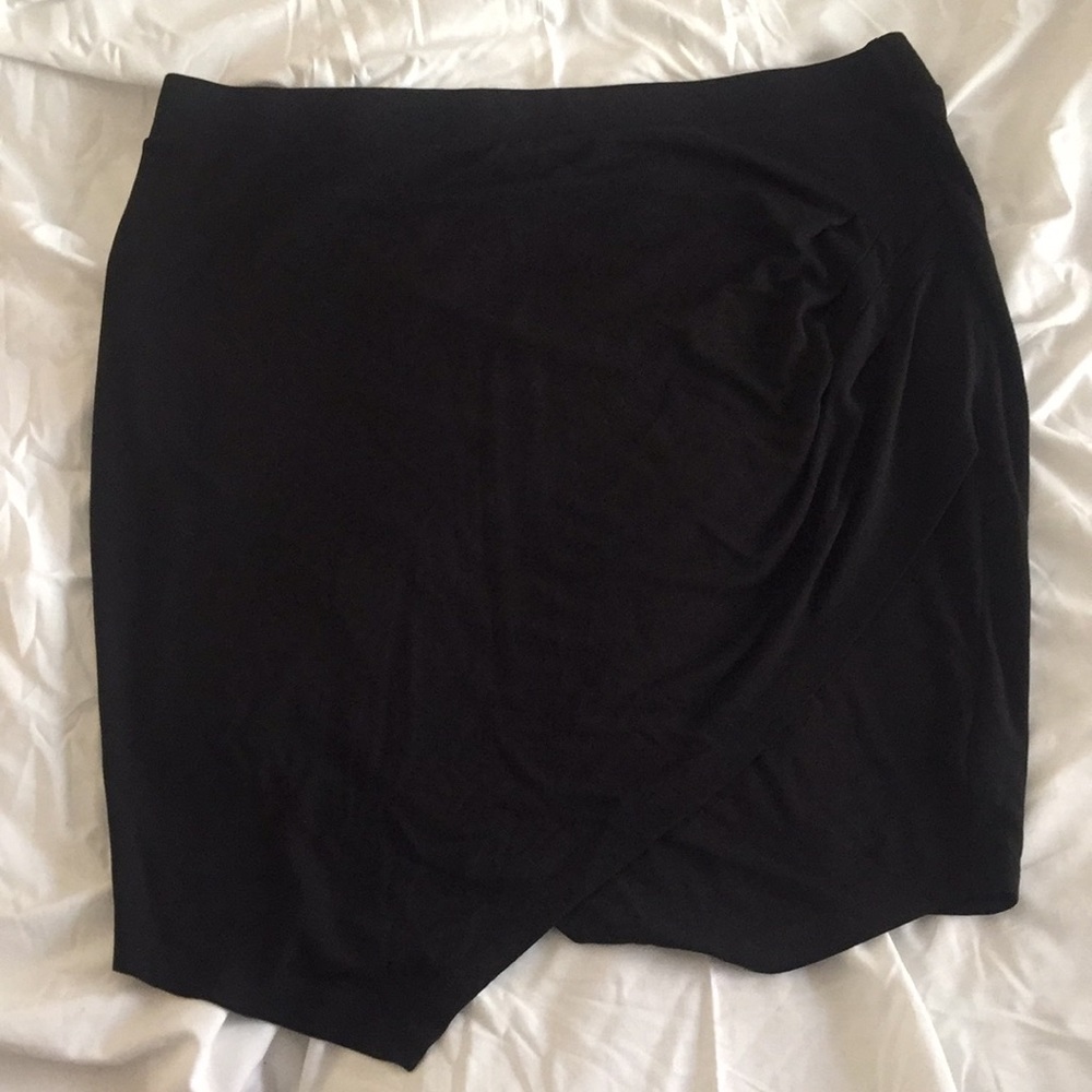 Torrid tulip pleated skirt