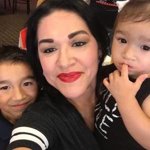 Meet your Posher, Candy