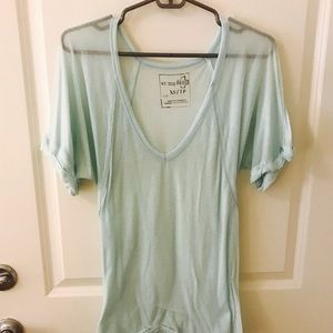 💕Free People Light Blue T-Shirt💕