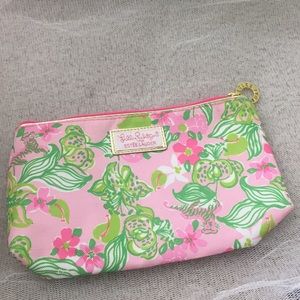 Lily Pilitzer x Estée Lauder Makeup Bag