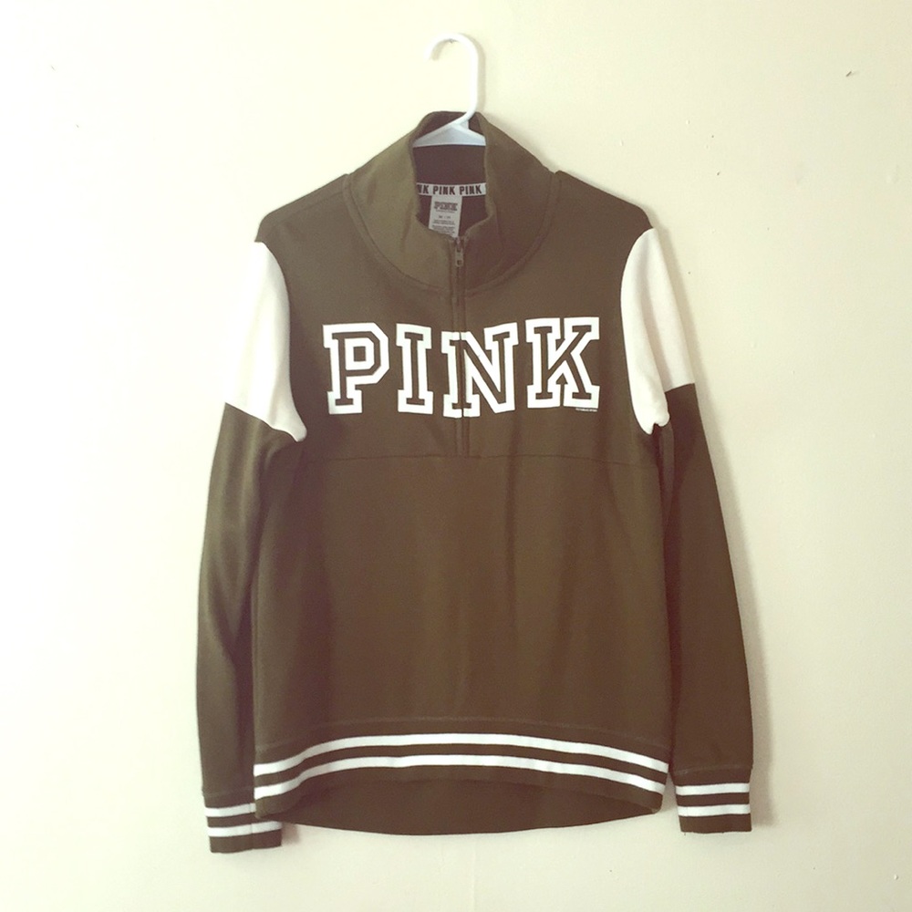 🌈NWOT PINK VS sweater