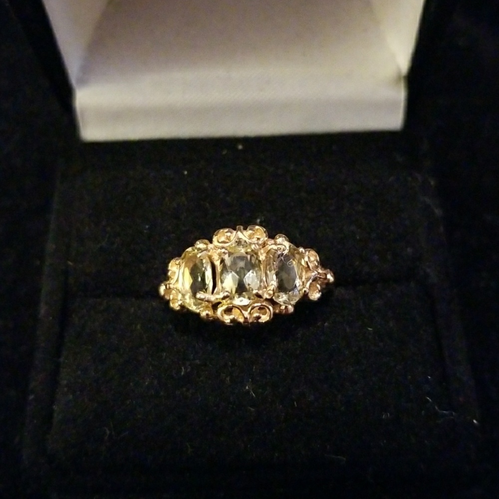 14kt YG and Lemon Quartz Ring, Size 6.5