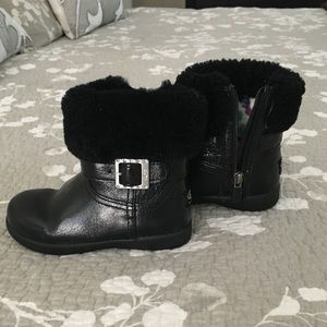 Kids uggs boots