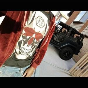 Meet your Posher, Akeem