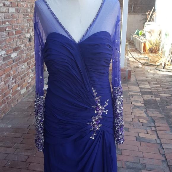 Gorgeous purple heavily beaded gown - Picture 3 of 6