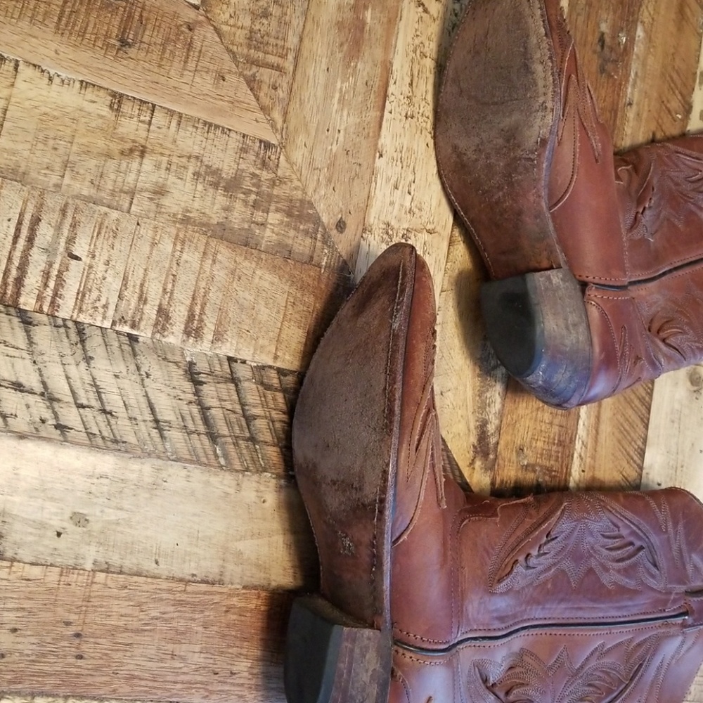 Code West - Picture 4 of 5