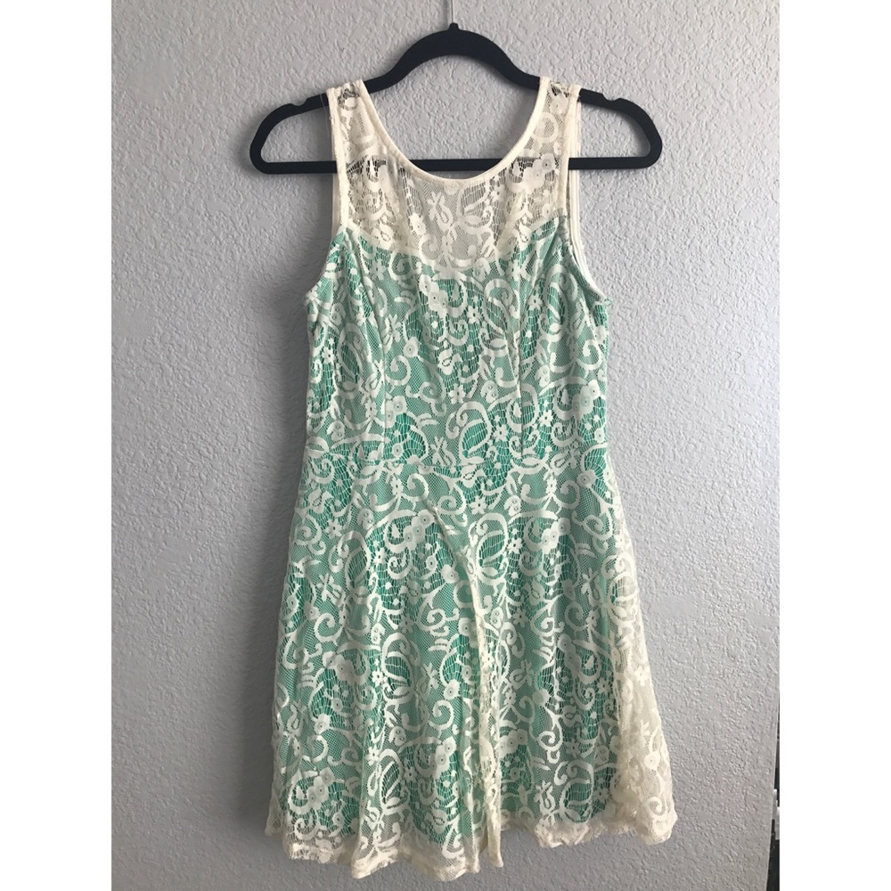 Tank top dress with lace overlay