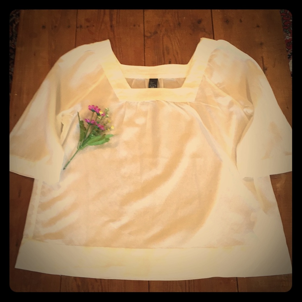 Gap top